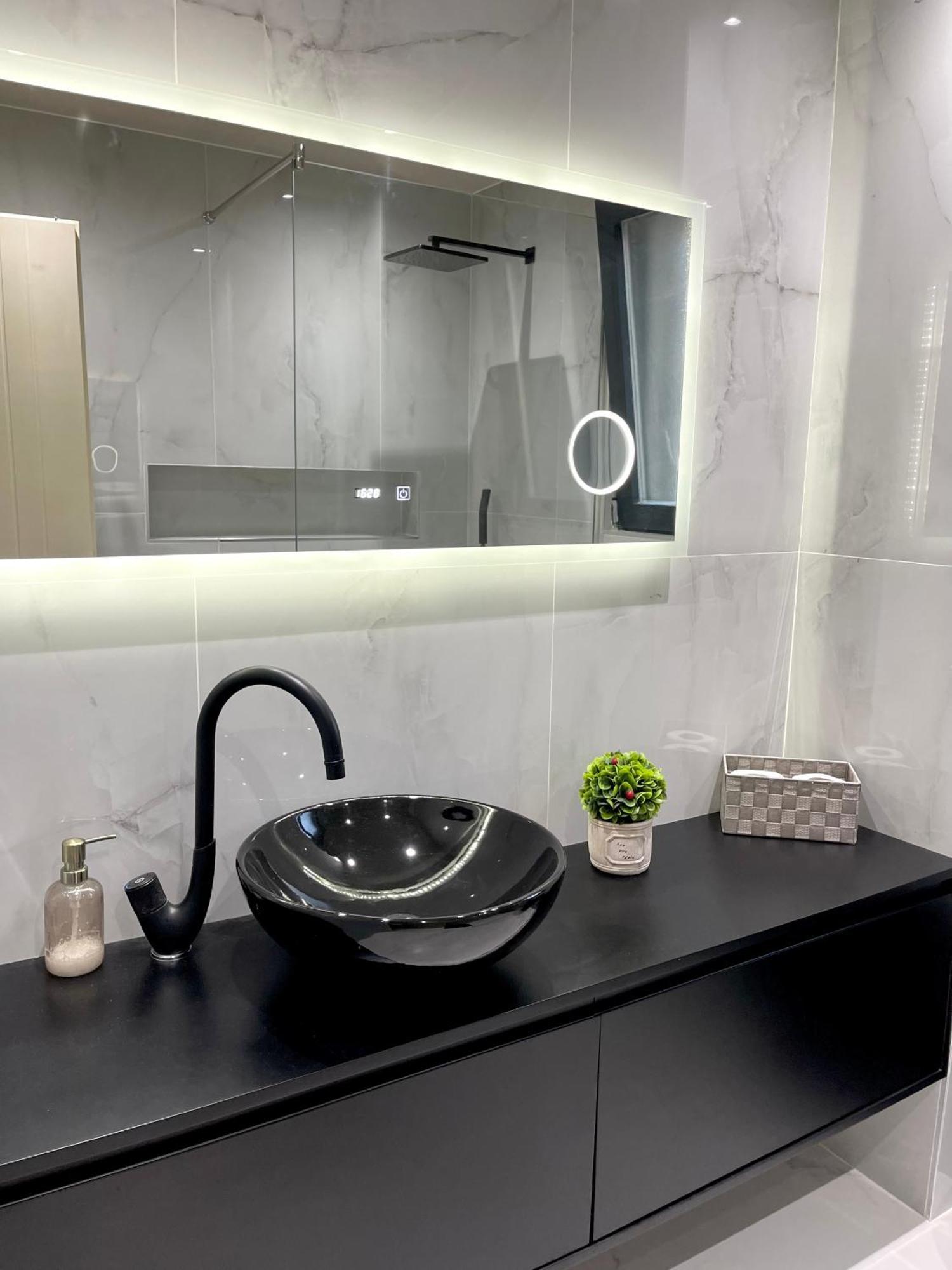 Dea'S Apartment: Hidden Gem Tirana Zewnętrze zdjęcie